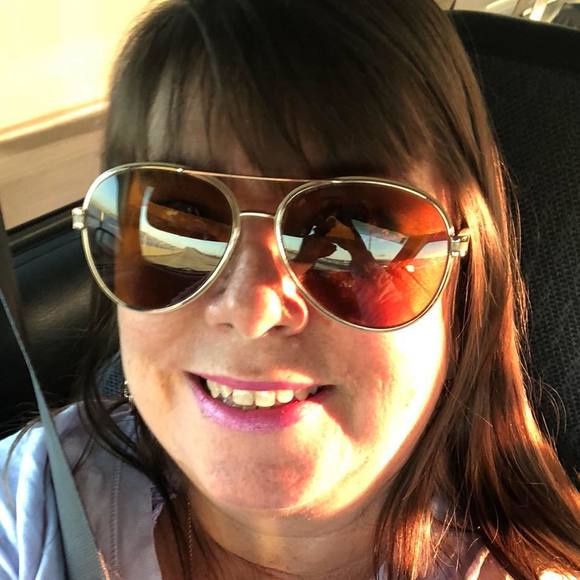 Meet your Posher, Pam - Picture 1 of 1